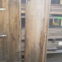 Afbeelding van Eiken getogen schuur deuren garagedeuren met kozijn