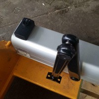 Afbeelding van Besam Assa Abloy deurdranger dubbel