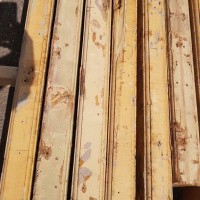 Afbeelding van Oude vuren balken