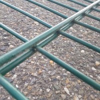 Afbeelding van Dubbelstaafs groen hek