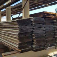 Afbeelding van Oude kraalschroten oude planken