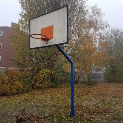 Basketbal bord met paal Basketbal bord met paal