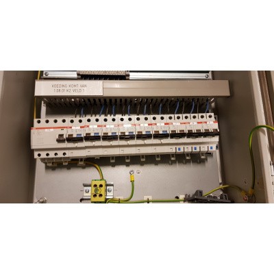 Stalen schakelkast / groepenkast, ABB componenten Stalen schakelkast / groepenkast, ABB componenten