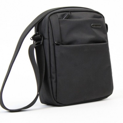 Foto van Winpard Crossbody 'Wolter' Black