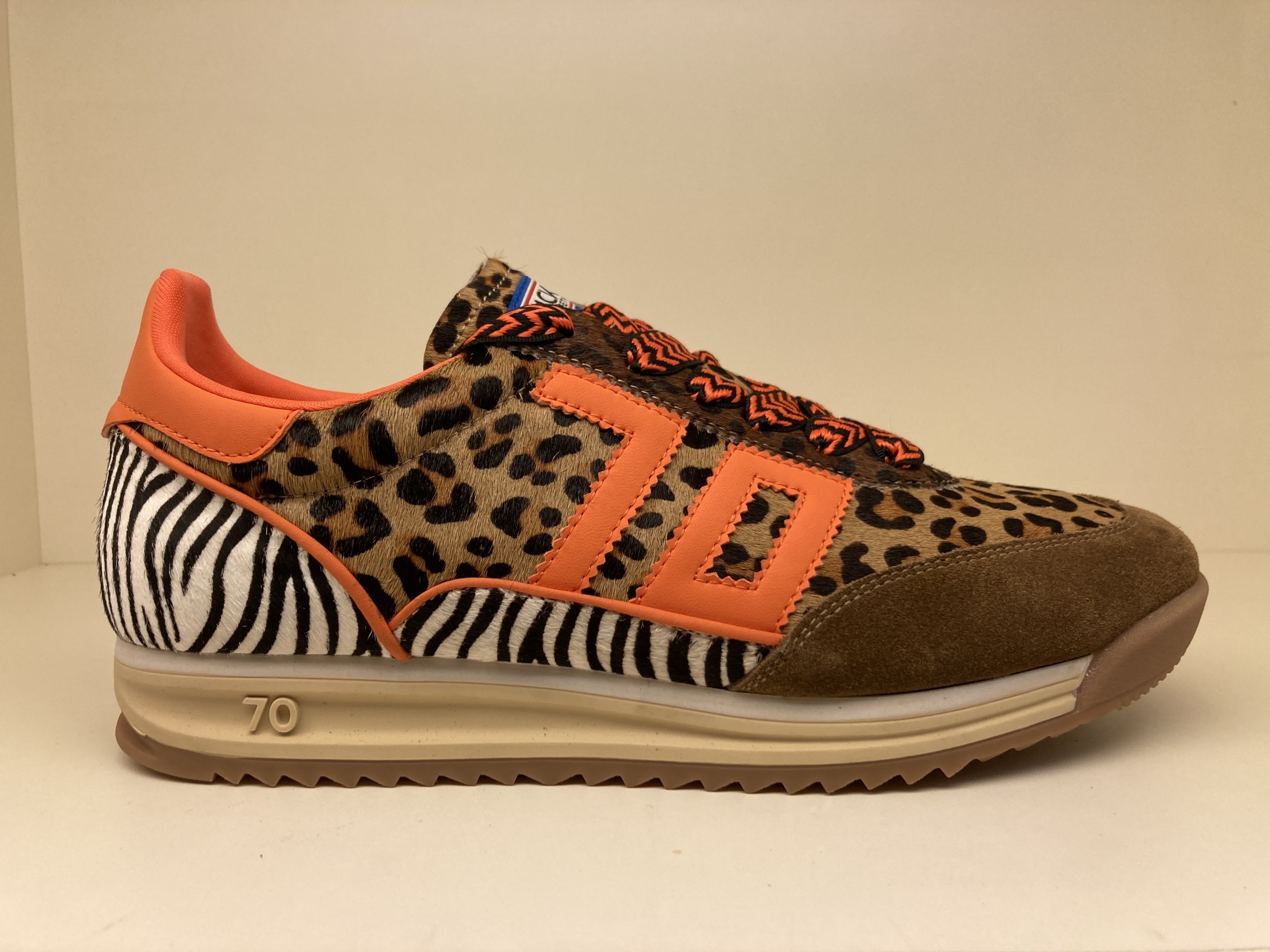 Sneaker