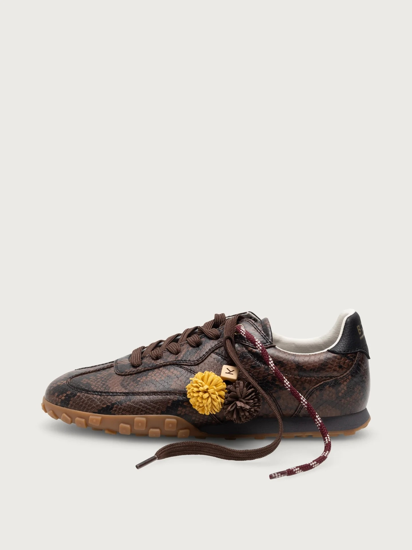 Sneaker