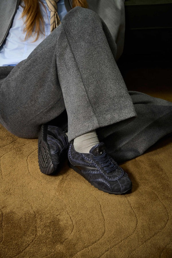 Sneaker