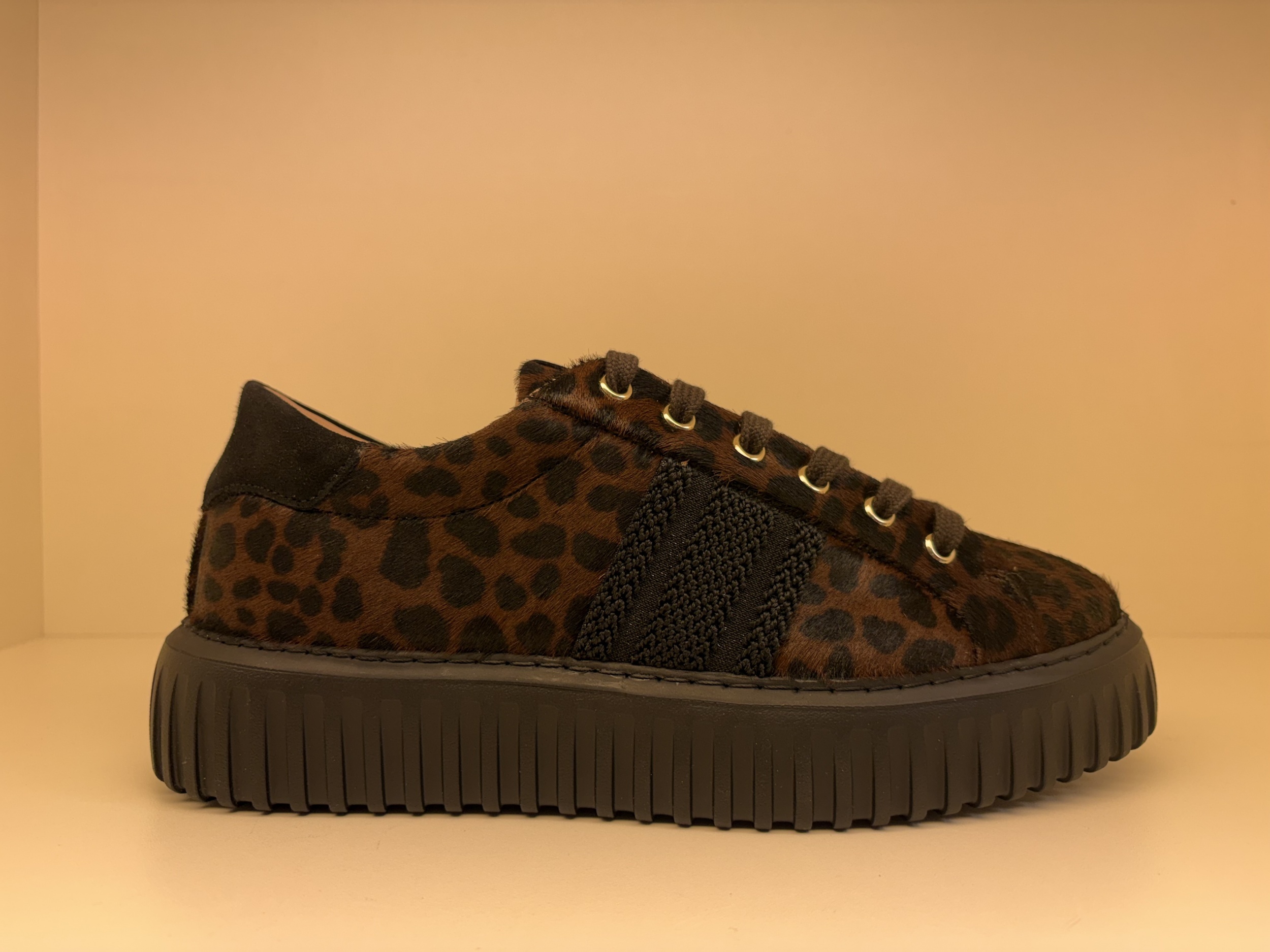 Sneaker