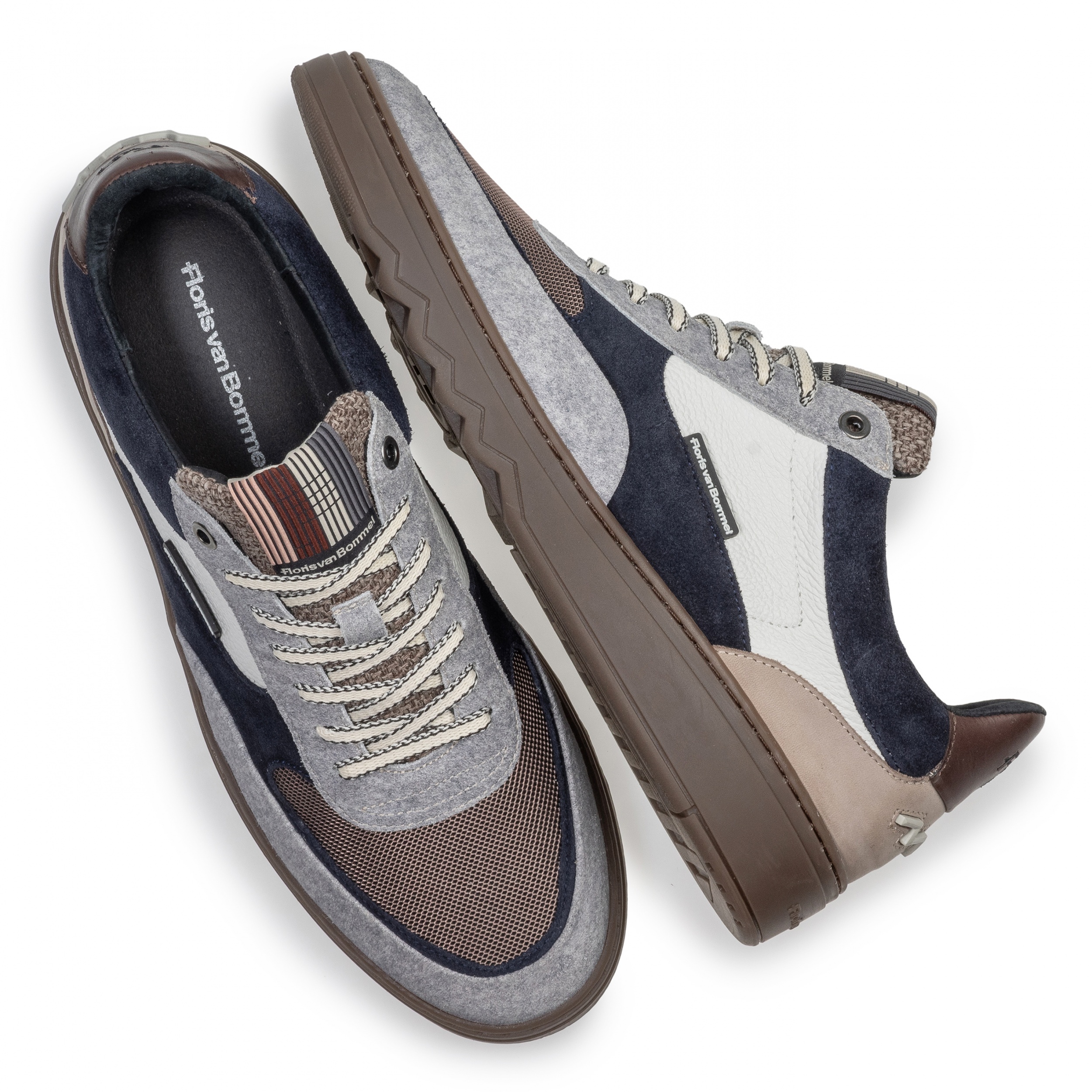 Sneaker