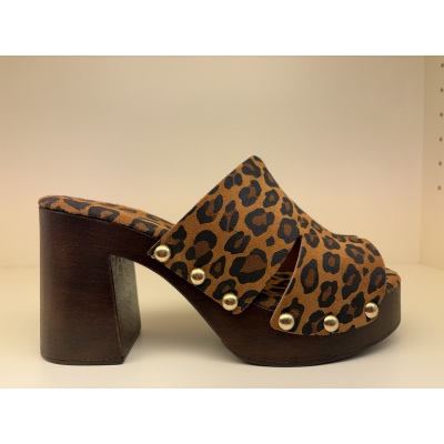 Foto van Instapper met hak