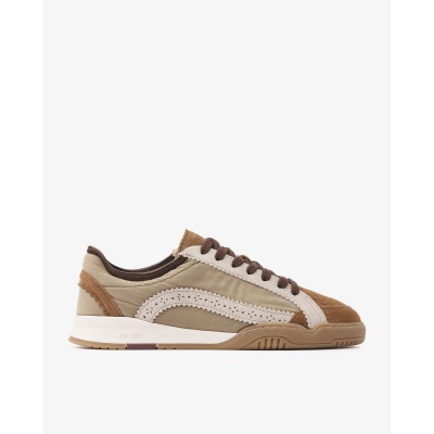 Foto van Sneaker