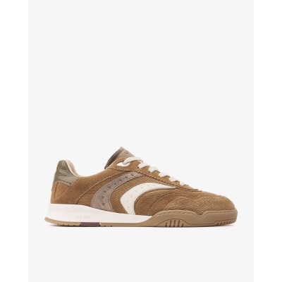 Foto van Sneaker