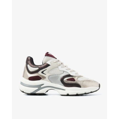 Foto van Sneaker