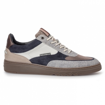 Foto van Sneaker