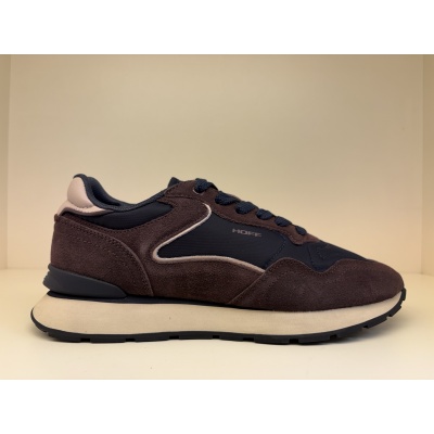 Foto van Sneaker