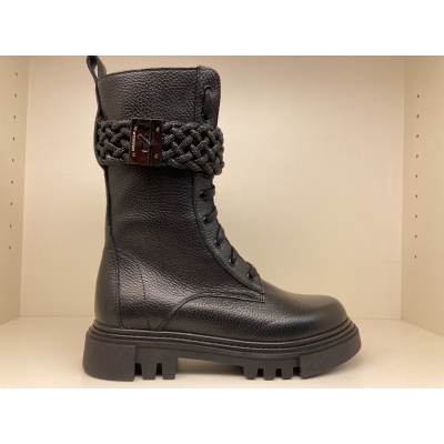 Foto van Hoge veterschoen met rits