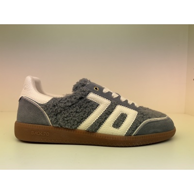 Foto van Sneaker