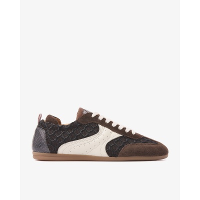 Foto van Sneaker