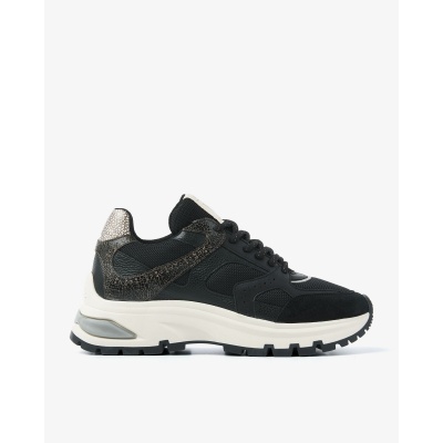 Foto van Sneaker