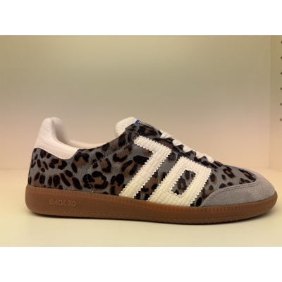 Foto van Sneaker