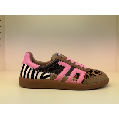 Foto van Sneaker