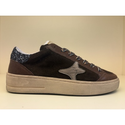 Foto van Sneaker