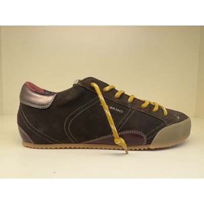 Foto van Sneaker