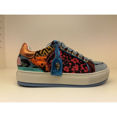 Foto van Sneaker