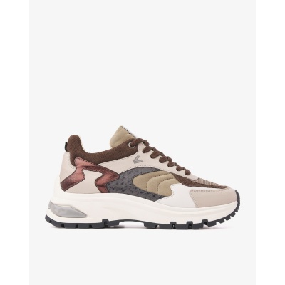 Foto van Sneaker