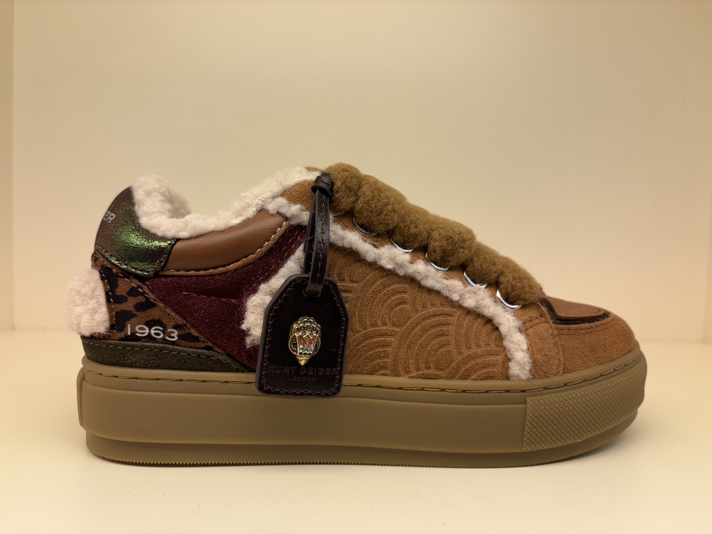 Sneaker
