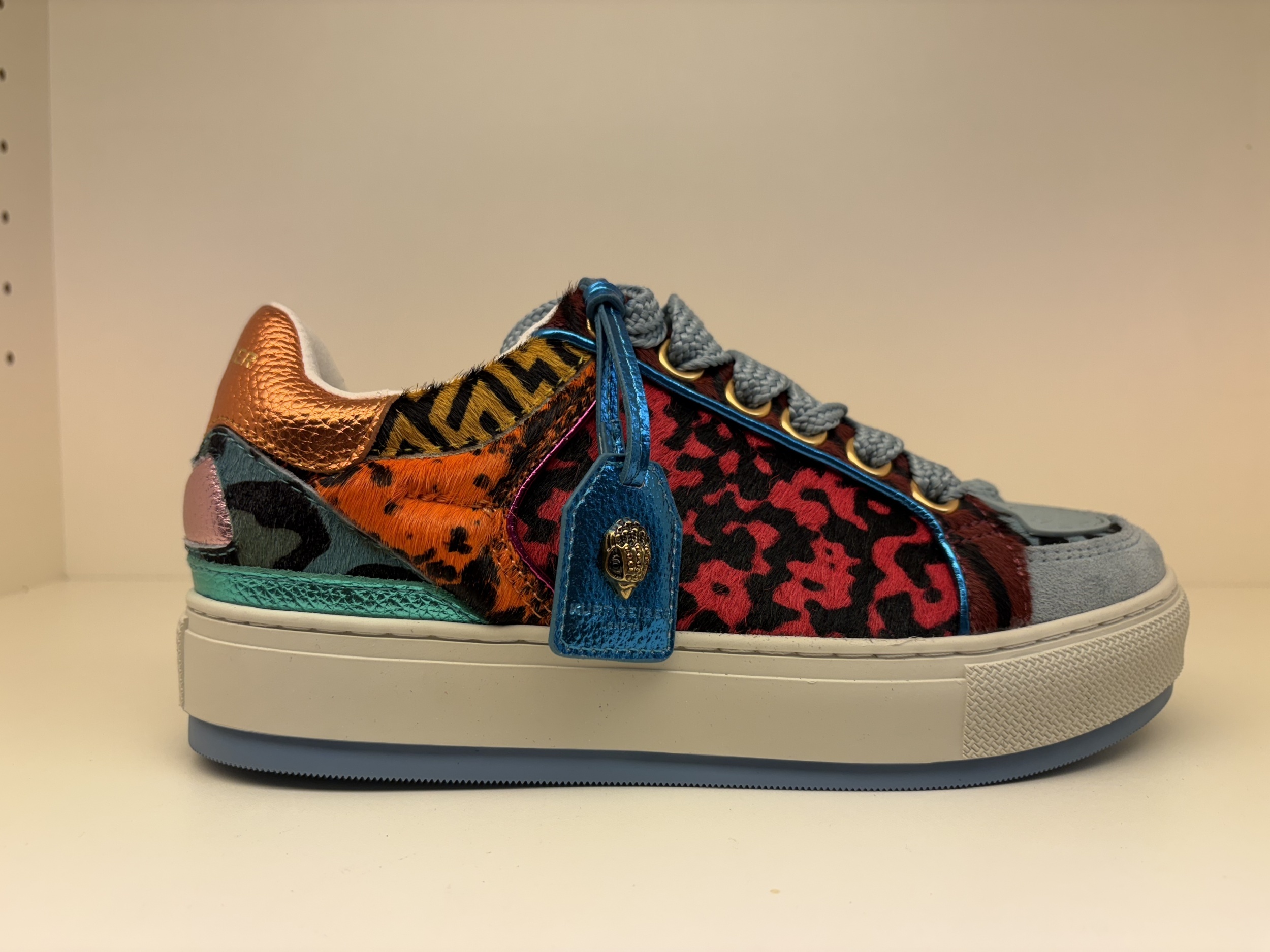 Sneaker