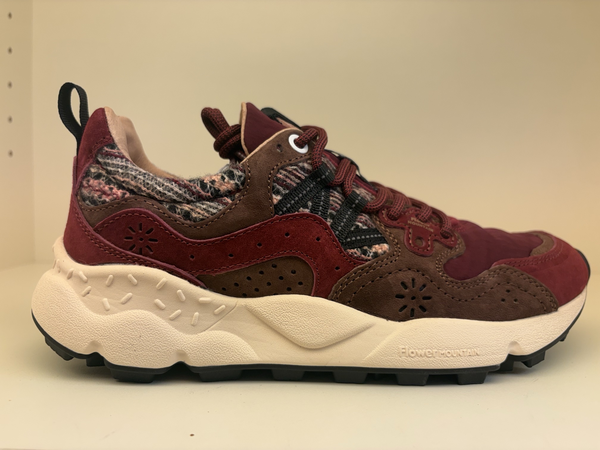 Sneaker