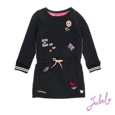 Jubel jurk black badges Jubel jurk black badges