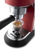 Afbeelding van De'Longhi EC685.R Dedica Style – Pompdruk Espressoapparaat - Red