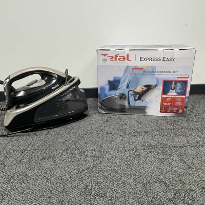 Foto van Tweedekans - Tefal SV6140 - Strijkijzer