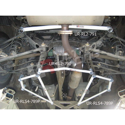 Mazda MX5 NC 06+ UltraRacing 2x 4-Point Rear/Side Braces Foto van Mazda MX5 NC 06+ UltraRacing 2x 4-Point Rear/Side Braces