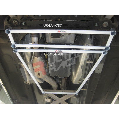 Mazda MX5 NC 06+ UltraRacing 4-Point Mid Lower H-Brace Foto van Mazda MX5 NC 06+ UltraRacing 4-Point Mid Lower H-Brace