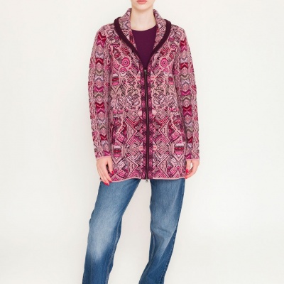 Foto van Kooi vest wol rose berry Ranis