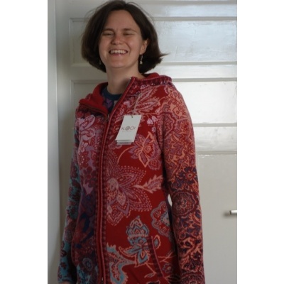 Foto van Kooi Knitwear rood beige vest wolmix Adriel