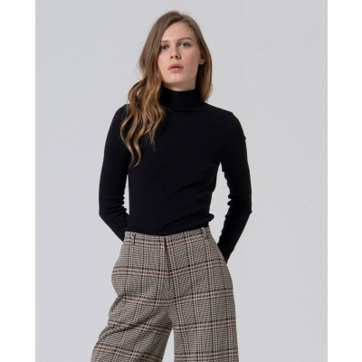 Foto van Surkana rechte broek viscose. mix OMUR
