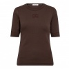 Afbeelding van CO'COUTURE GRANNY EMBROIDERY TEE *in burgundy & mocca*