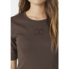 Afbeelding van CO'COUTURE GRANNY EMBROIDERY TEE *in burgundy & mocca*