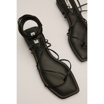 Foto van NA-KD STRAPPY CALF FLATS 