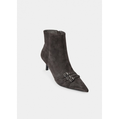 Foto van SOFIE SCHNOOR LUNA BOOTS SUÈDE | NEW SERIES FALL 2025
