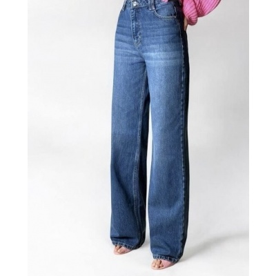 Foto van HIGHWAIST STRAIGHT PIPE CUT JEANS 