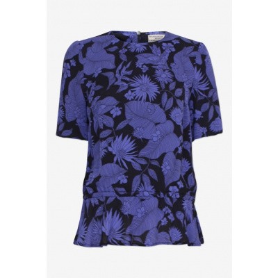 Foto van Baum und Pferdgarten Meris top Blue