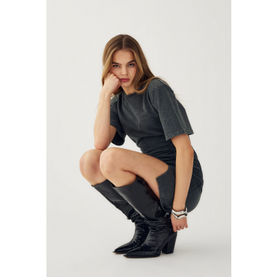 Foto van NOELLA KIUNNA DRESS [PRE-ORDER]