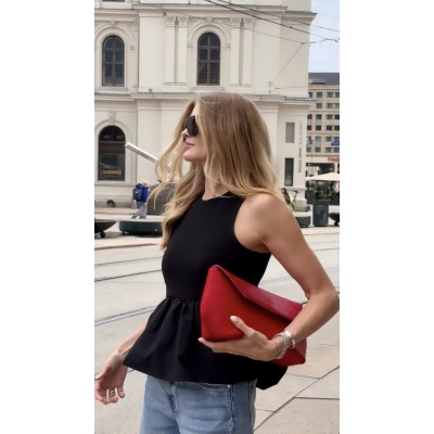 Foto van NEW DROP: GESTUZ LANZA TOP 
