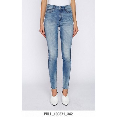 Foto van Drykorn Jeans Pull 109371 Blue stripe