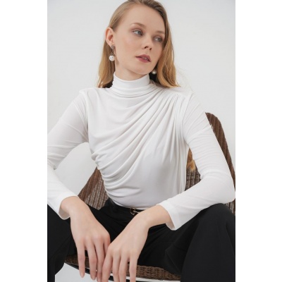 Foto van DRAPED LONGSLEEVE TOP 